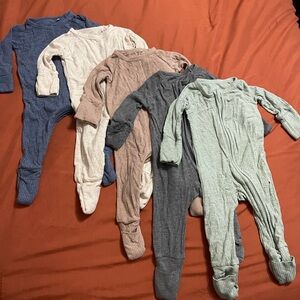 Little sleepies newborn zippy bundle